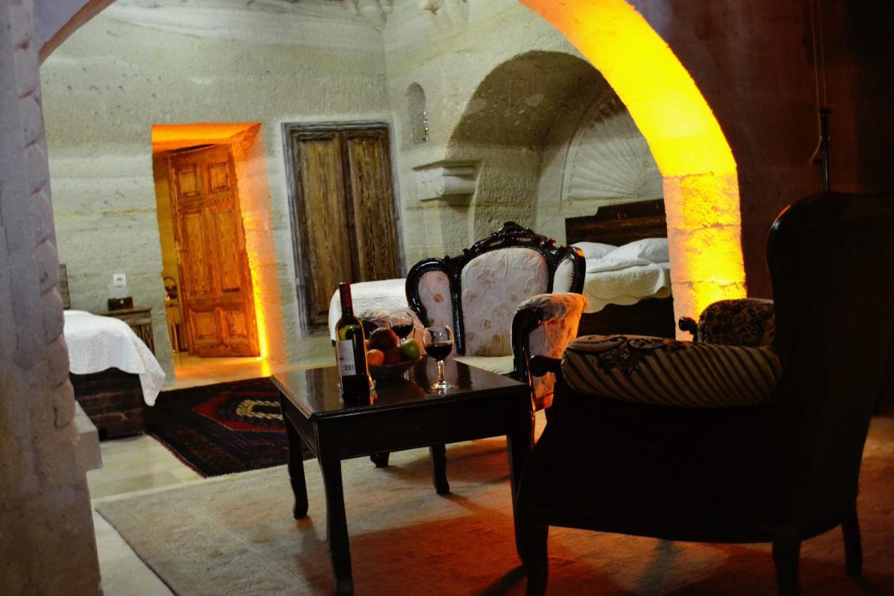 Family Cave Suite Hotel Göreme Exteriör bild
