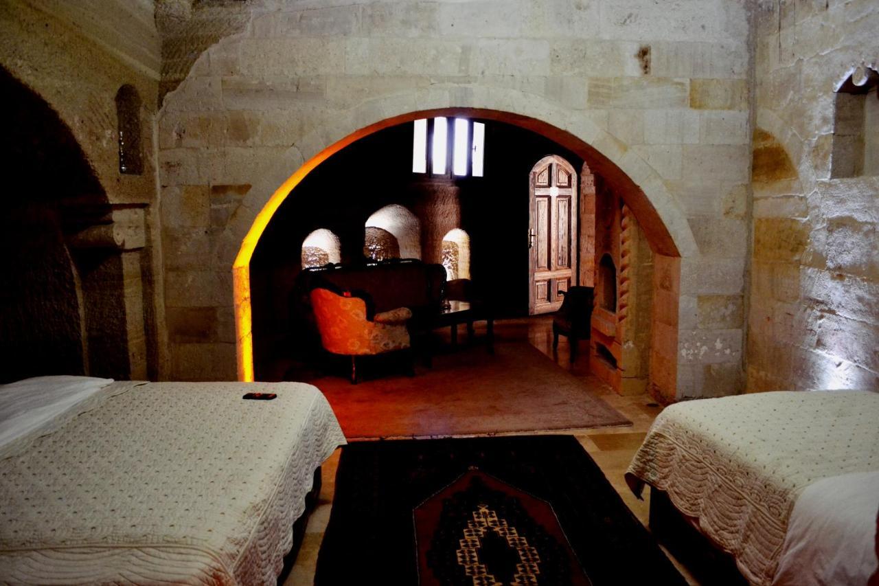 Family Cave Suite Hotel Göreme Exteriör bild