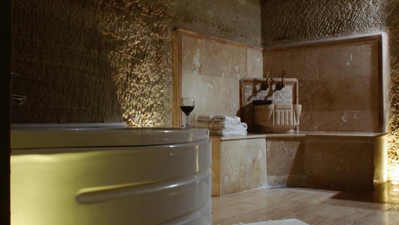 Family Cave Suite Hotel Göreme Exteriör bild