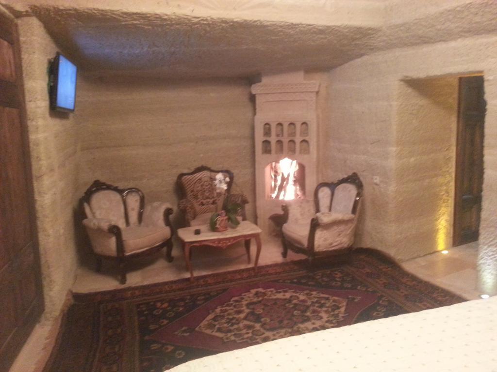 Family Cave Suite Hotel Göreme Exteriör bild